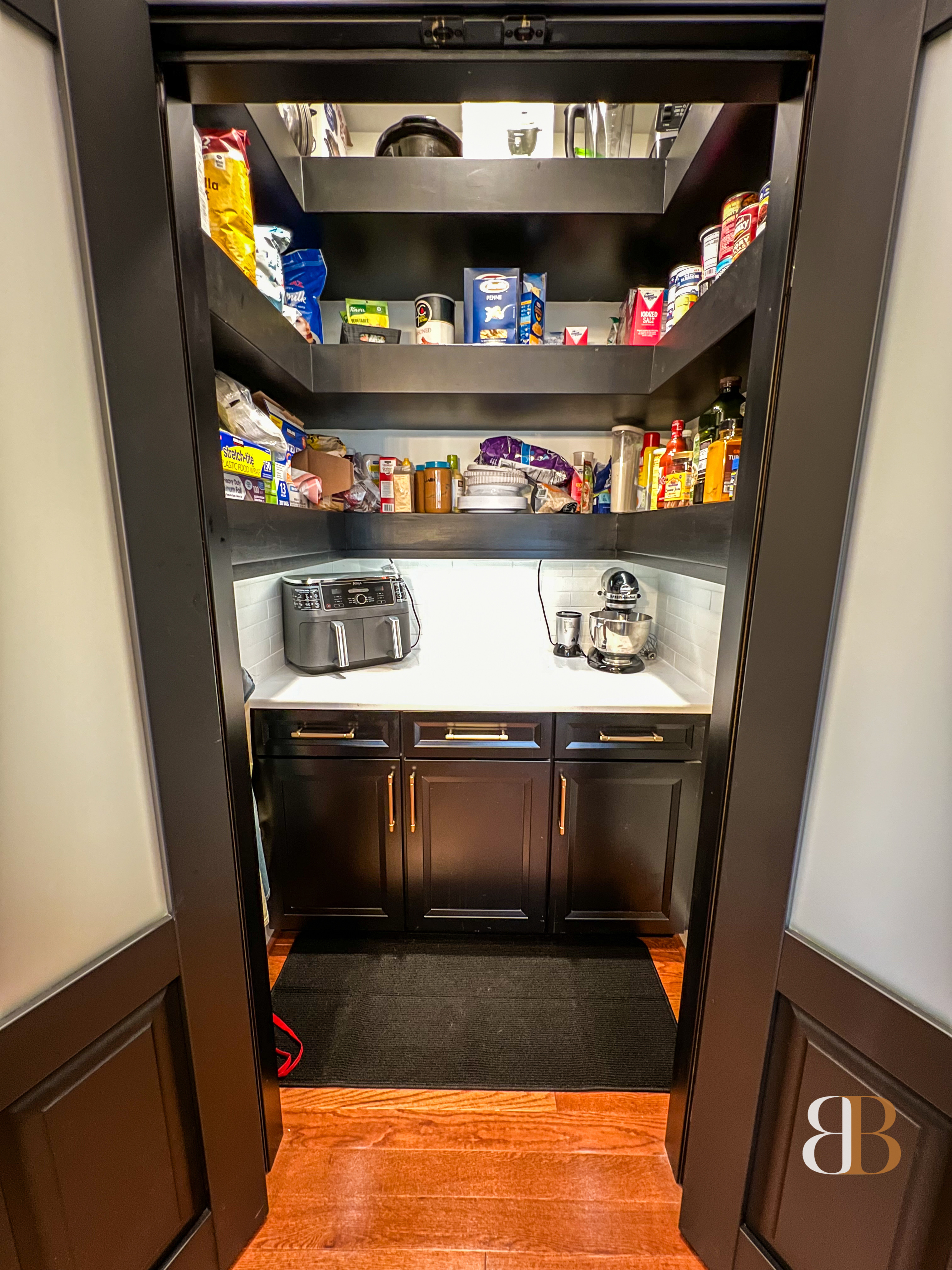 Kitchen — brass and black accents, Pennsylvania